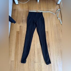 Lululemon High-Rise Black Mesh Panel Leggings – Size 4